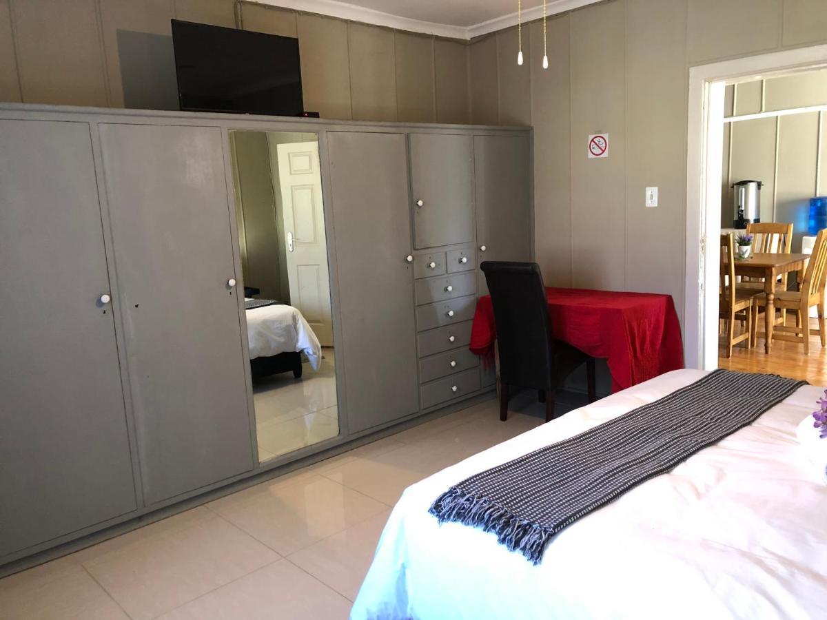 The Lavender Guesthouse Кроунстад Екстериор снимка