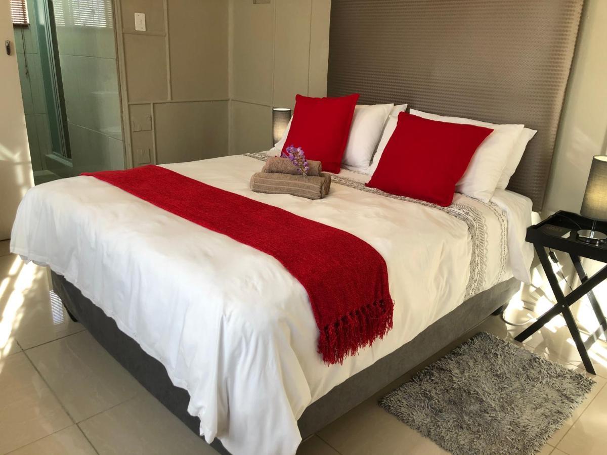 The Lavender Guesthouse Кроунстад Екстериор снимка